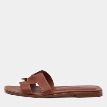 Pre Owned Hermes Brown Leather Oran Flat Slides Size  38