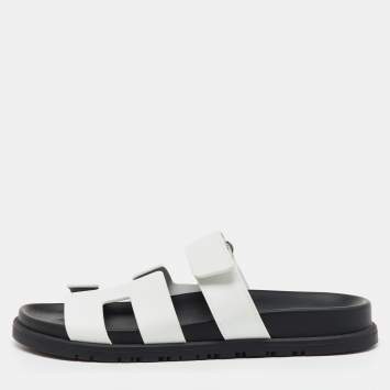 Pre Owned Hermes White Leather Chypre Flat Sandals Size 39