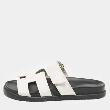 Pre Owned Hermes White Leather Chypre Flat Sandals Size 38