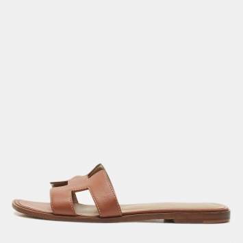 Pre Owned Hermes Brown Leather Oran Flat Slide Sandals Size 38