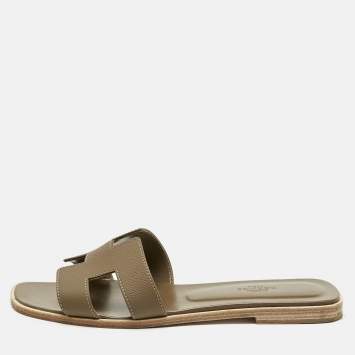 Pre Owned Hermes Brown Leather Oran Flat Slide Sandals Size 38.5