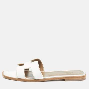 Pre Owned Hermes White Leather Oran Flat Slides Size 39.5
