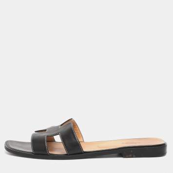 Pre Owned Hermes Black Leather Oran Flat Slides Size 40.5