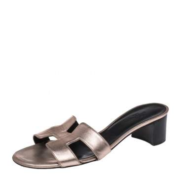 Pre Owned Hermes Metallic Bronze Leather Oran Block Heel Sandals Size 38