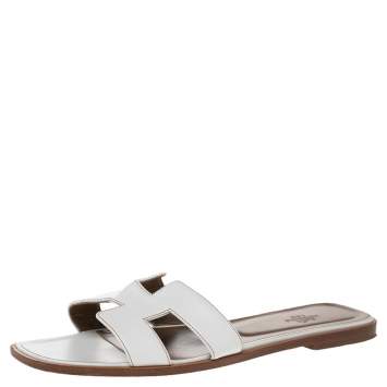 Pre Owned Hermes White Leather Oran Slide Flats Size 40.5