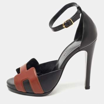 Pre Owned Hermes Black/Brown Leather Initiale Ankle Strap Sandals Size 36.5