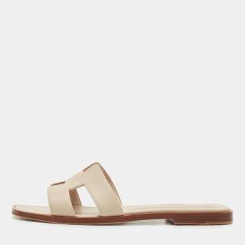 Pre Owned Hermes Cream Leather Oran Flat Slides Size 36.5 