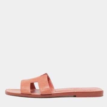 Pre Owned Hermes Coral Leather Oran Flat Sandals Size 40
