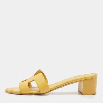 Pre Owned Hermes Yellow Leather Oasis Slide Sandals Size 37