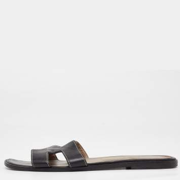 Pre Owned Hermes Black Leather Oran Flat Slides Size 40.5 