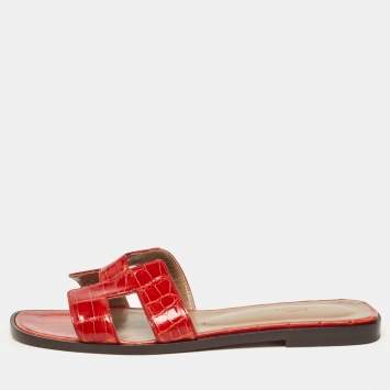 Pre Owned Hermes Red  Croc Embossed Oran Flat Size Size 39  