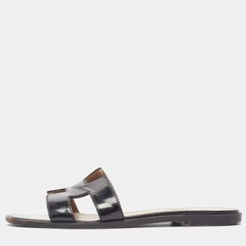 Pre Owned Hermes Black Patent Oran Flat Slides Size 38
