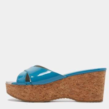 مملوكة مسبقًا Jimmy Choo Blue Patent Leather Prima Slide Sandals Size 38.5