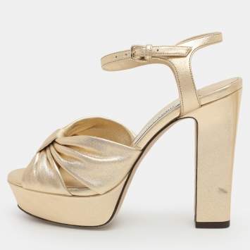 مملوكة مسبقًا صندل بكعب سميك من جيمي تشو "هيلواز" جلد لامع كريمي مع حزام كاحل مقاس 39.5