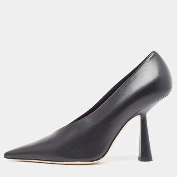 مملوكة مسبقًا Jimmy Choo Black Leather Maryanne Pumps Size 37