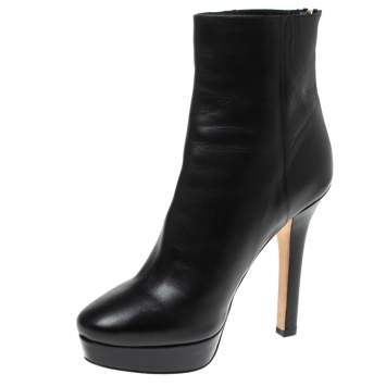 مملوكة مسبقًا Jimmy Choo Black Leather Magic Ankle Boots Size 38