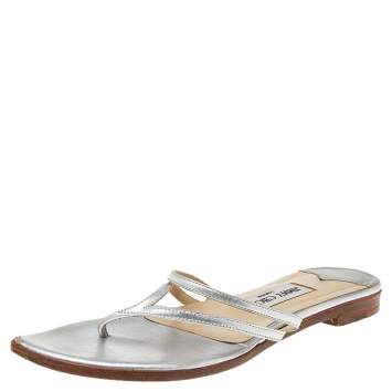 Pre Owned Jimmy Choo Silver Leather Thong Flats Size 38