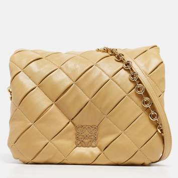 Pre Owned Loewe Beige Leather Pleated Goya Puffer Shoulder Bag