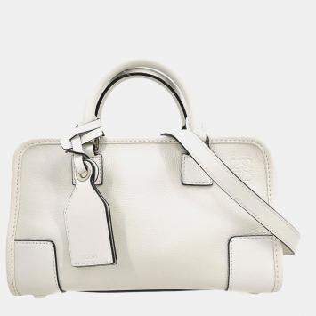مملوكة مسبقًا Loewe White Amazona 23 Handbag