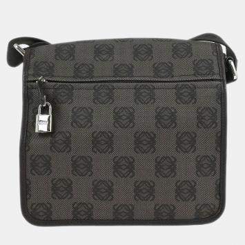 مملوكة مسبقًا Loewe Brown/Black Shoulder Bag