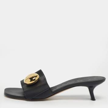 مملوكة مسبقًا Loewe Pebble Size 39 Black Leather Slide Sandals