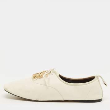 مملوكة مسبقًا Loewe Anagram Size 40 White Leather Lace Up Derby Shoes