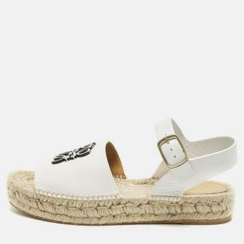 مملوكة مسبقًا Loewe Anagram Size 41 White Canvas and Leather Espadrille Ankle Strap Sandals