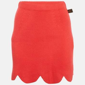 مملوكة مسبقًا Louis Vuitton Red Rib Knit Scallop Mini Skirt S