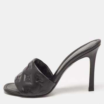 Pre Owned Louis Vuitton Black Monogram Leather Slides Size 39