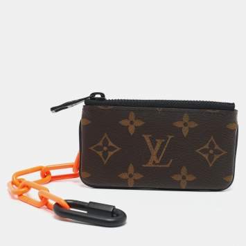 Louis Vuitton Green Taiga Umbrella Louis Vuitton | TLC Louis Vuitton Green Taiga Umbrella Louis Vuitton | TLC