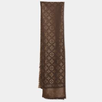 مملوكة مسبقًا Louis Vuitton Brown Silk Blend Monogram Shine Scarf 