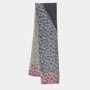 Pre Owned  Louis Vuitton Multicolor Leopard Printed Giant V Silk Square Scarf
