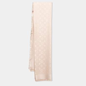 Pre Owned Louis Vuitton Ecru Wool & Silk Classique Monogram Shawl