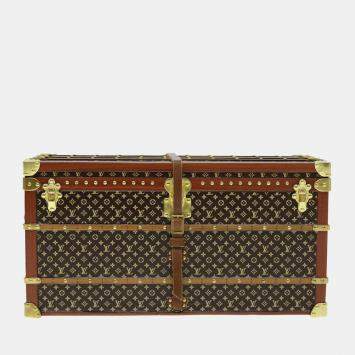 Pre Owned Louis Vuitton Brown Miss France Trunk Paperweight 