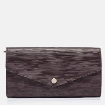 مملوكة مسبقًا Louis Vuitton Quetsche Epi Leather Sarah Wallet