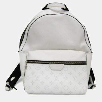 Pre Owned Louis Vuitton Blanc Monogram Taiga Leather Discovery PM Backpack