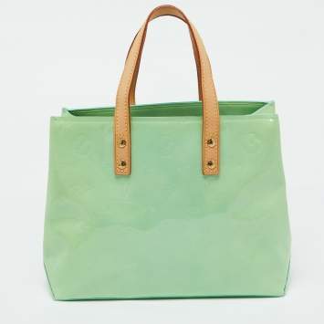 مملوكة مسبقًا Louis Vuitton Peppermint Monogram Vernis Reade PM Bag