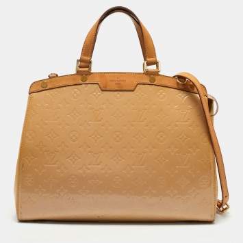 Pre Owned Louis Vuitton Blanc Corail Monogram Vernis Brea GM Bag
