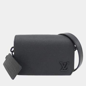 Louis Vuitton Lv Aerogram Fast Line Wearable Wallet Shoulder Bag
