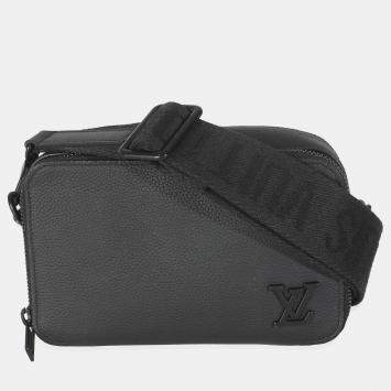 Louis Vuitton Black Taurillon Alpha Wearable Wallet