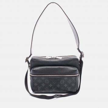 Pre Owned Louis Vuitton Outdoor Messenger PM Black Taïgalama Canvas Shoulder Bag