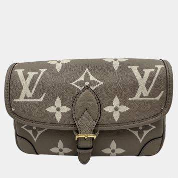 مملوكة مسبقًا Louis Vuitton Diane PM grey Shoulder Bag