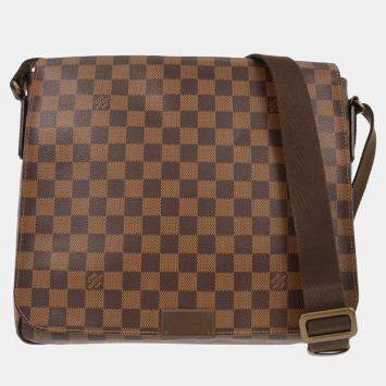 Pre Owned Louis Vuitton Damier District MM Shoulder Bag