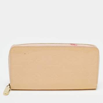 Pre Owned Louis Vuitton Rose Angelique Monogram Vernis Zippy Wallet