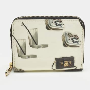 مملوكة مسبقًا Louis Vuitton Monogram Vernis Sticker Coin Purse