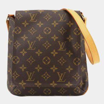 Pre Owned ```json
{"name": "Louis Vuitton Musette Salsa Short Brown Monogram Canvas Shoulder Bag", "name_ar": "حقيبة كتف قماش مونوغرام بني قصير موسيت سالسا لويس فويتون"}
```