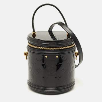 مملوكة مسبقًا حقيبة لويس فيتون كانز مونيغرام فيرني أسود مغناطيسي