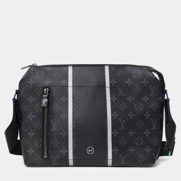 Pre Owned Louis Vuitton x Fragment Monogram Eclipse Apollo Messenger Bag