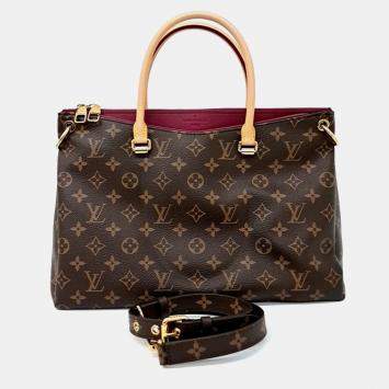 مملوكة مسبقًا Louis Vuitton Brown Coated Canvas Monogram Pallas