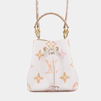 Pre Owned Louis Vuitton Lv By The Pool Neonoe White/Beige Monogram / Giant Size Bb